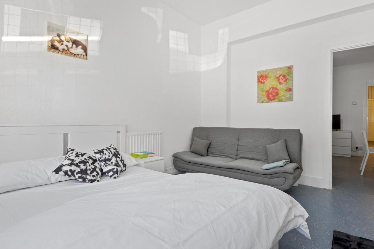 Fantastic 2Bd Barking Stay With Links To The City! London Luaran gambar